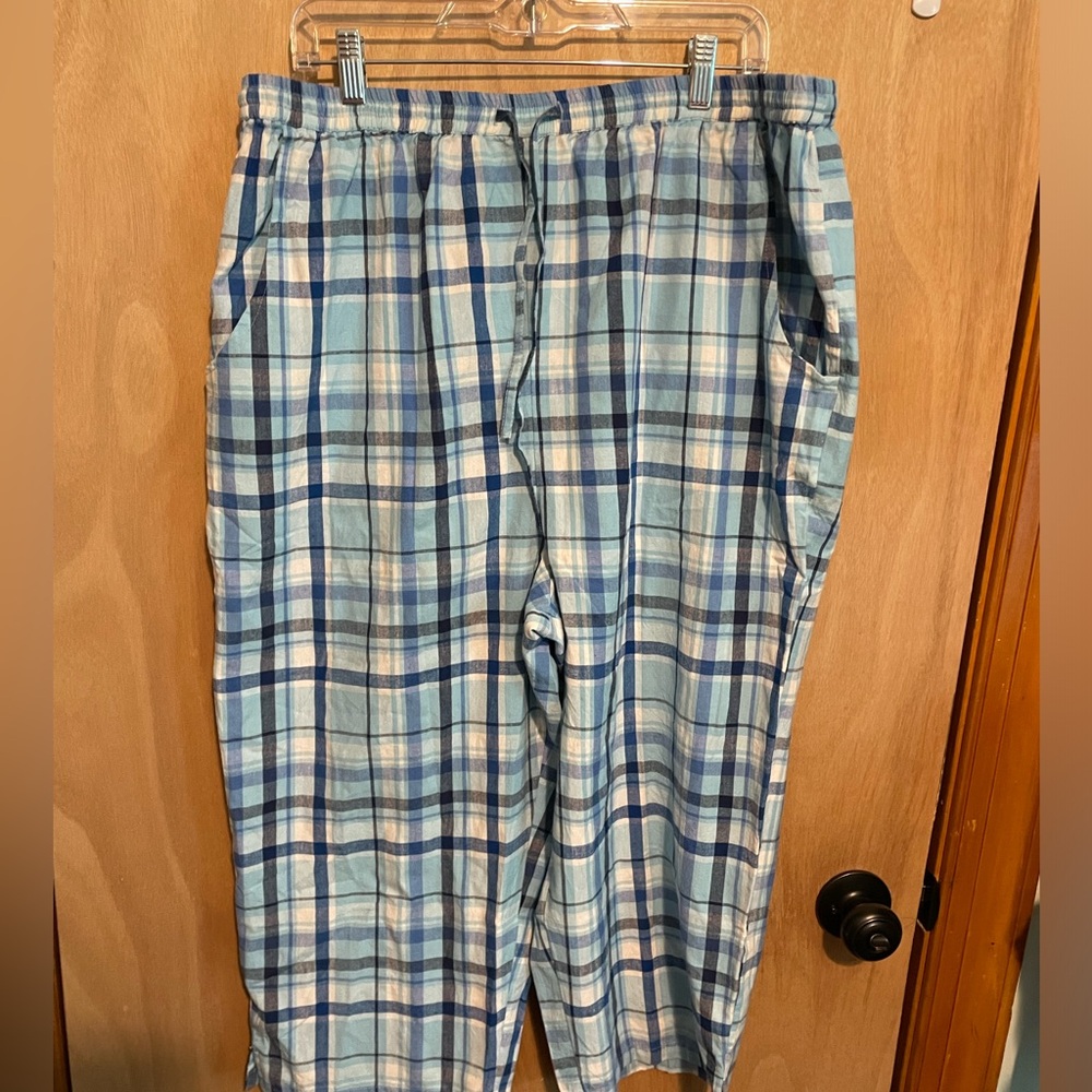 Easy Essentials Pull On Drawstring Lounge Capris 1x